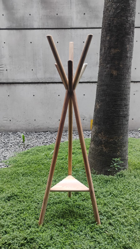 Perchero de parota Morris Millwork